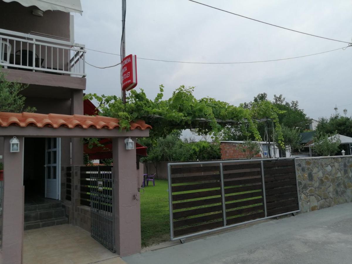 Ο Ακλόνητος Aparthotel Néa Meságkala Exteriör bild