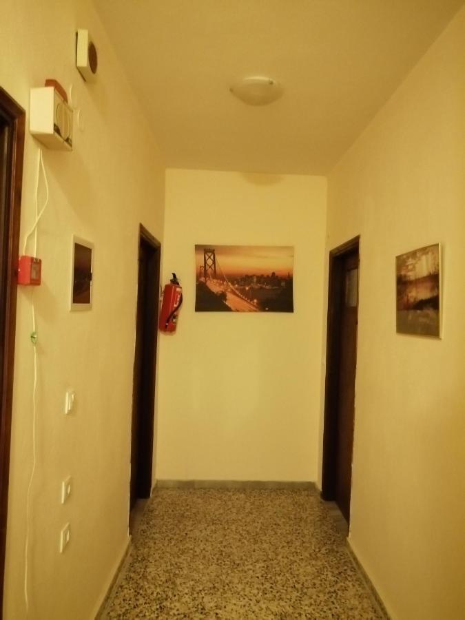 Ο Ακλόνητος Aparthotel Néa Meságkala Exteriör bild
