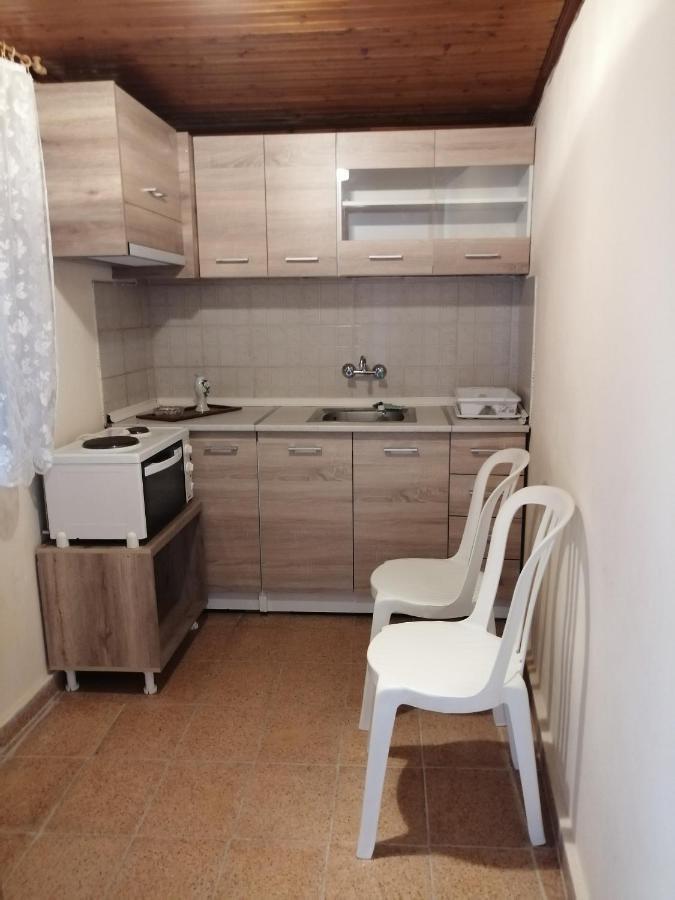 Ο Ακλόνητος Aparthotel Néa Meságkala Exteriör bild