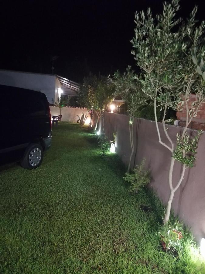 Ο Ακλόνητος Aparthotel Néa Meságkala Exteriör bild