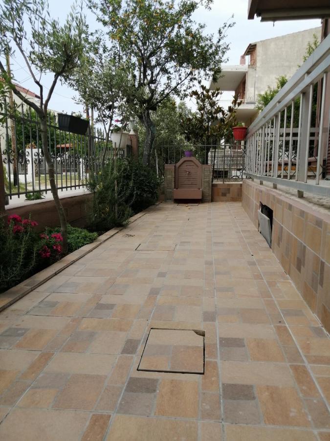 Ο Ακλόνητος Aparthotel Néa Meságkala Exteriör bild